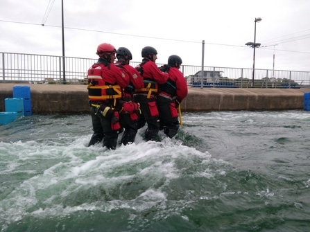 Formation-Rescue3-RVW-Sauvetage-sur-vehicules-immerges (2)