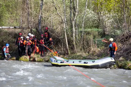 Formation-Rescue3-SRTA-W-Technicien-Sauveteur-Eau-vive-inondation-perfectionnement-eau-vive (3)