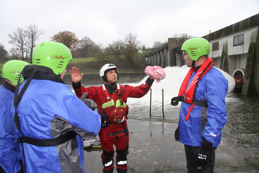 Formation-Rescue3-WBO-NM-Opérateur-embarcation-non-motorisée